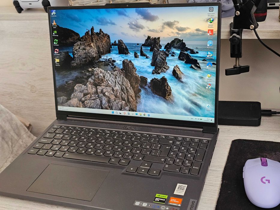 Геймърски Лаптоп Lenovo Legion Slim 5  16.0" 2K, 4060, 32GB ram, 1ТБ,