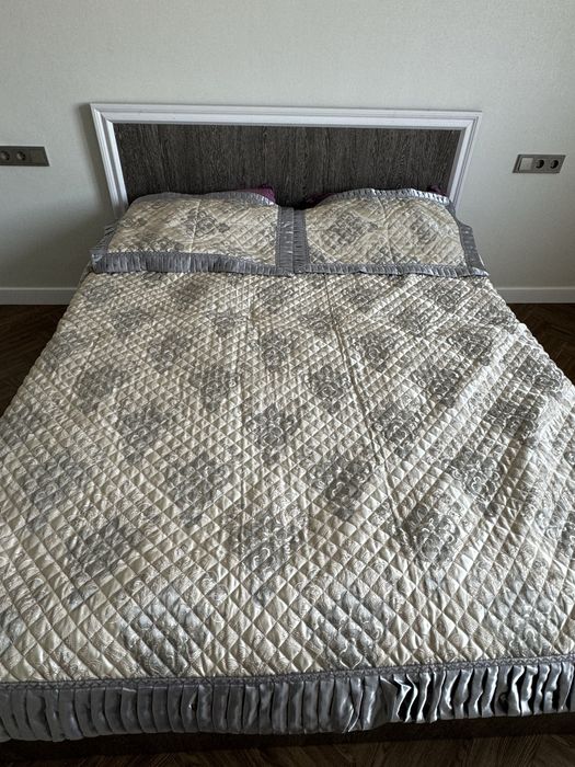 Покрывало евро с наволочками 2 шт