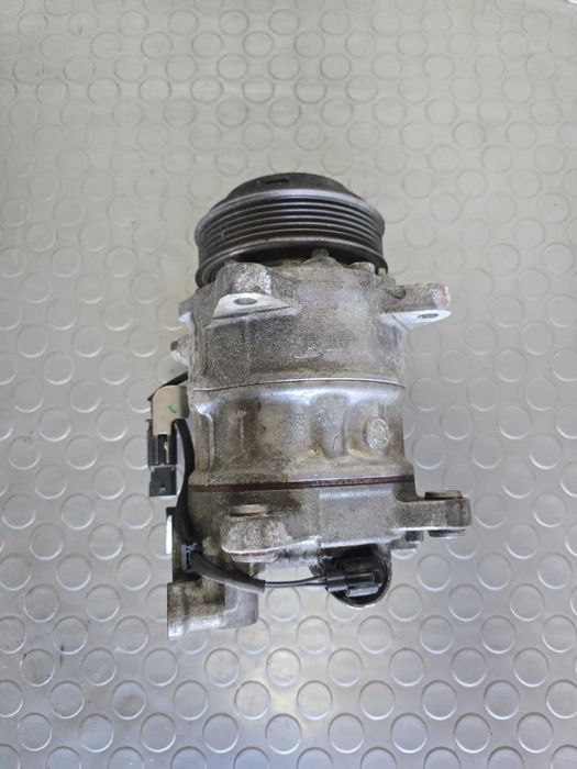 Компресор за климатик за BMW 740D G11