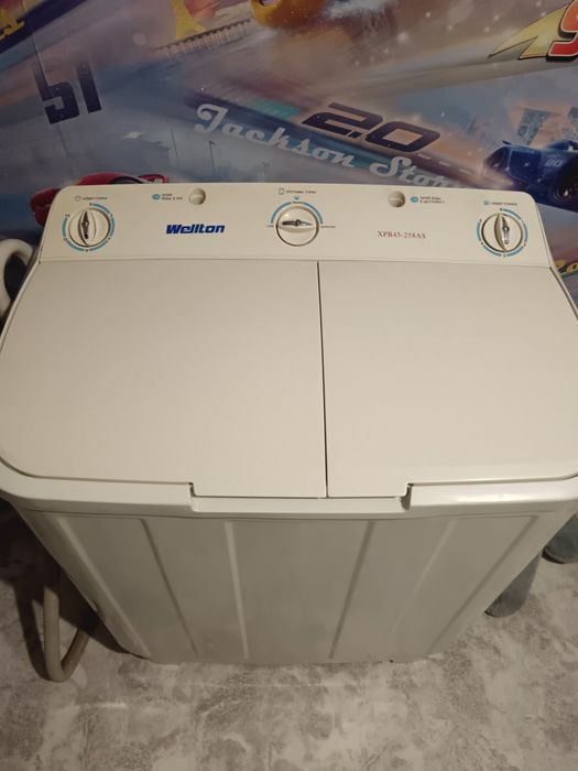 Продам стиральную машинку