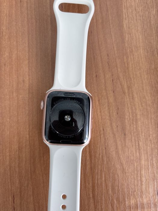 Apple watch Se 44mm (1st gen)