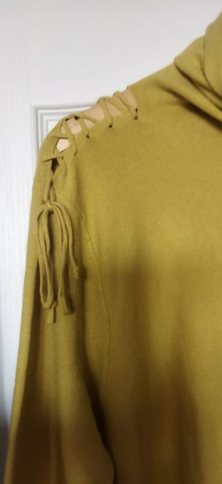 Дамска блуза и шал