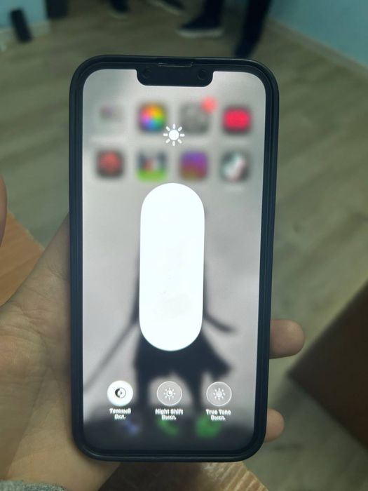 СРОЧНО Продается Айфон 13