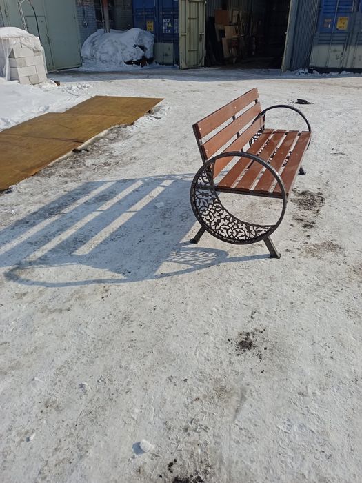 Оригинальная скамейка.