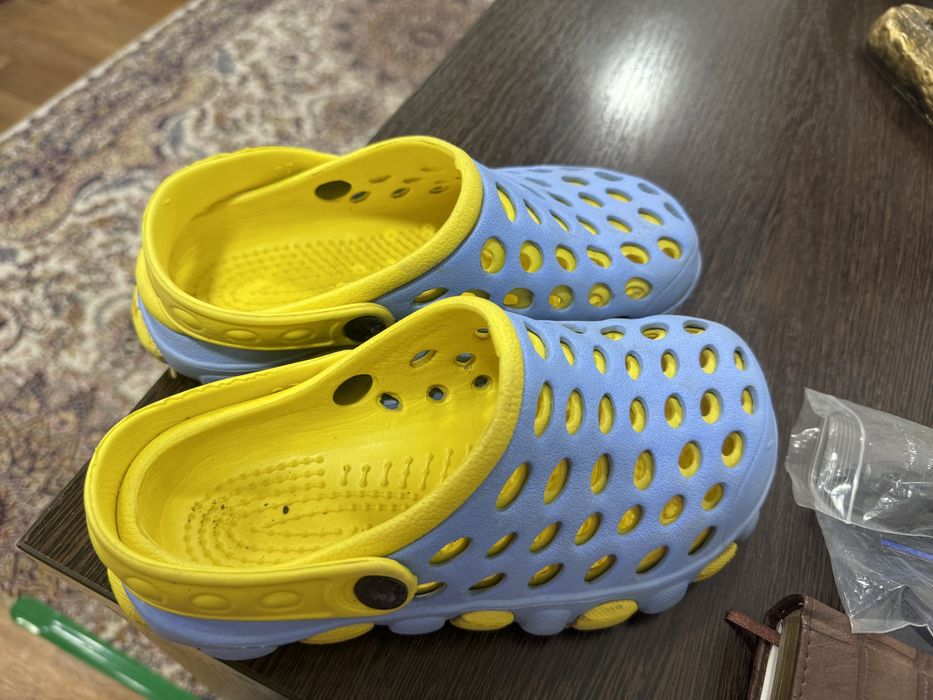 Кроссовки серые размер 37-37,5