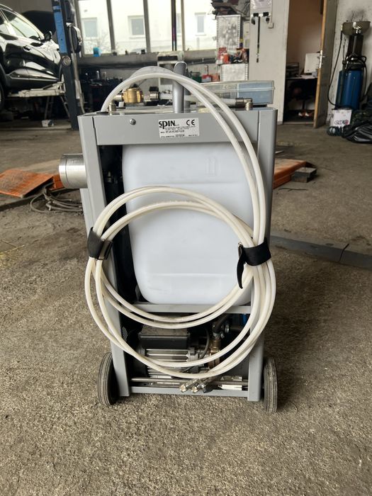 Vand aparat spalat instalati clima auto