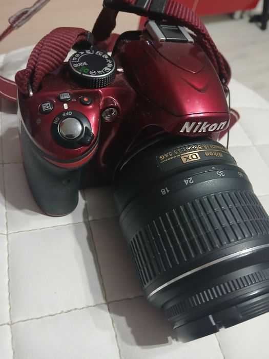 Фотоопарат Nikon D3200