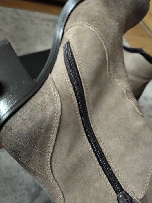Ciocate botine piele întoarsă
