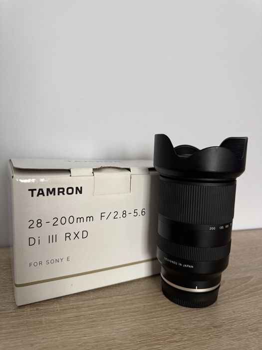 Объектив Tamron 28-200 mm f 2.8-5.6 Di III RXD для Sony E