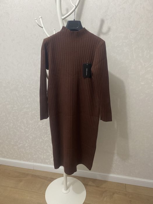 Продам платье стильное новое , трикотаж,