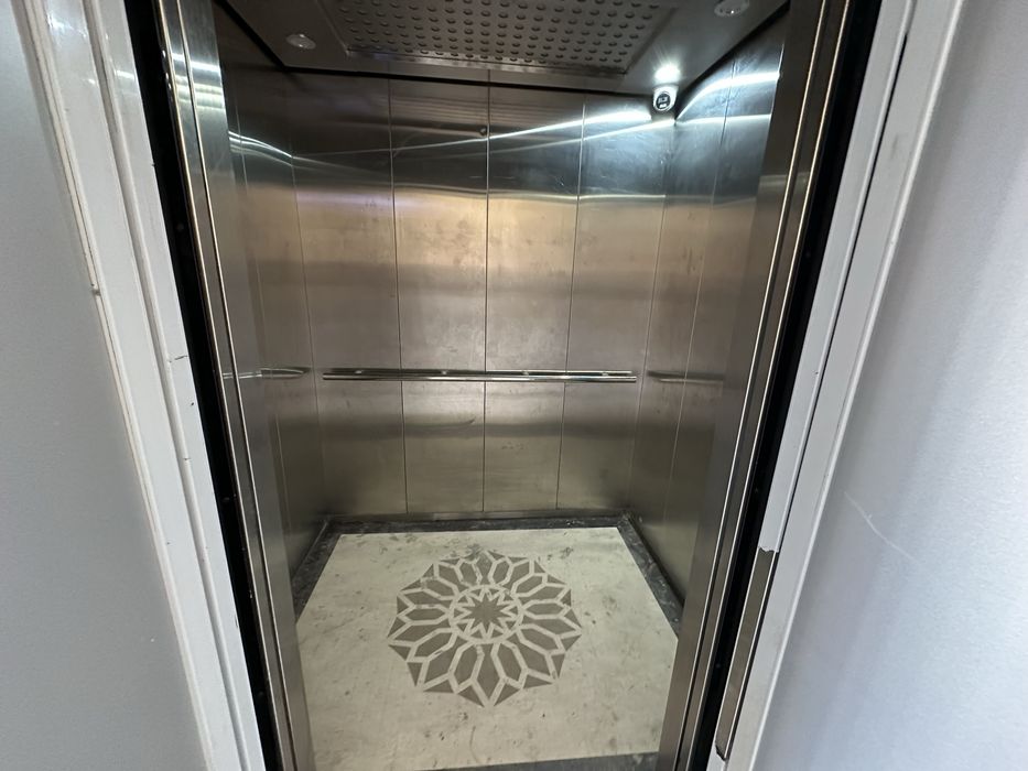 Новостройка сотилади срочно 2 хона 54м2 корасув 2 (90)-192-12-21