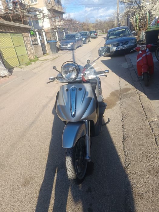 Пиаджо Бевърли 500