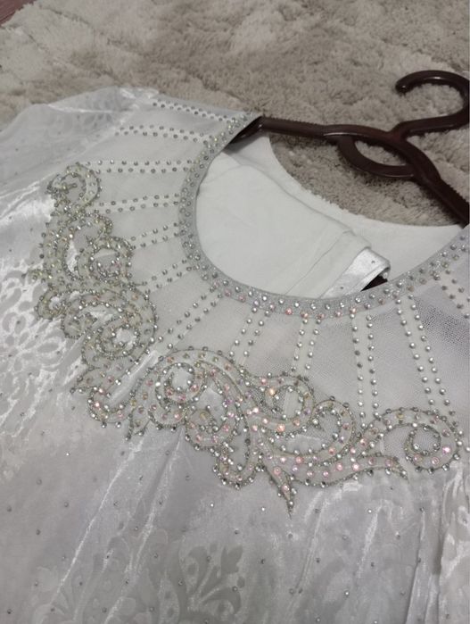 Белое платье для келинок новое