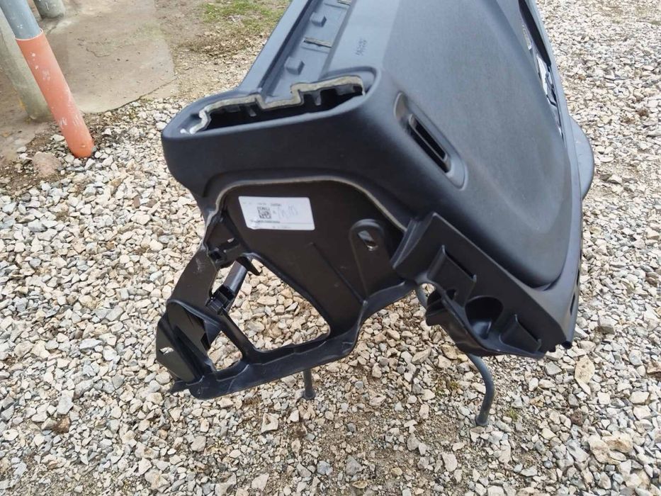 Табло Volvo XC40