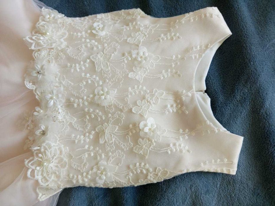 Платье нарядное бальное