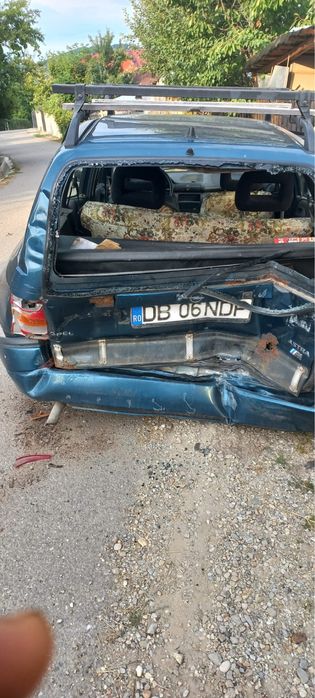 Opel Astra F Caravan 1.4 benzina avariat