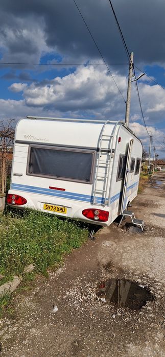 Немска каравана Hobby Excellent