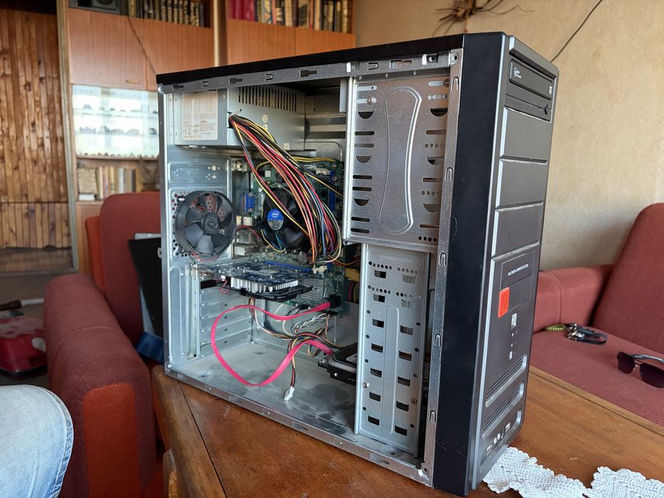 Настолен компютър I3 6RAM GT730