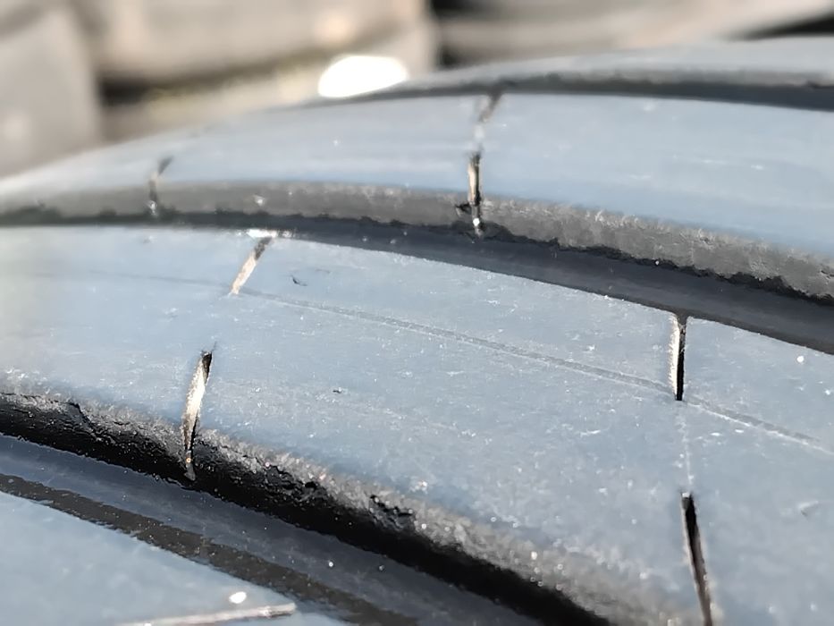 Гуми 255 45 19 Бриджстоун Bridgestone 4 броя - нов внос. Не са нови! Вианор.