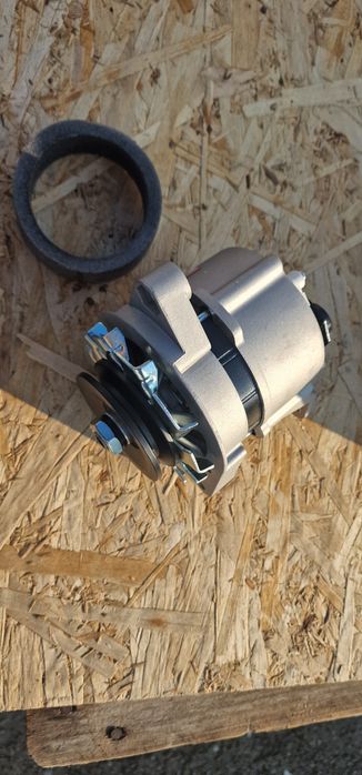 Alternator 12V/33A pentru Fiat, Lamborghini, Same, Ford new holland pr