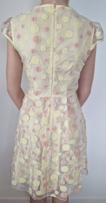 Официална детска рокля- тинейджърска ( с тюл на точки , жълта)