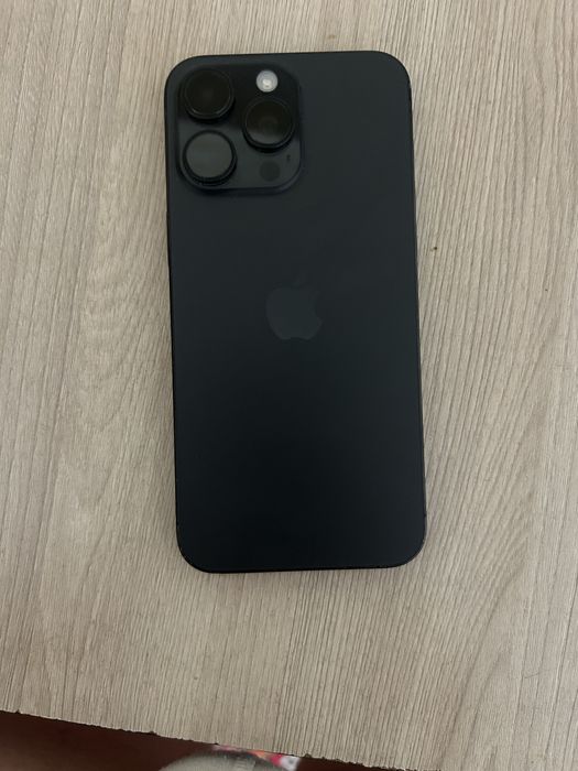Iphone 15 pro max e sim