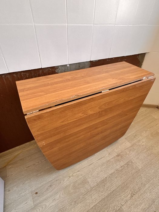 Стол сатамын (жиналмалы)