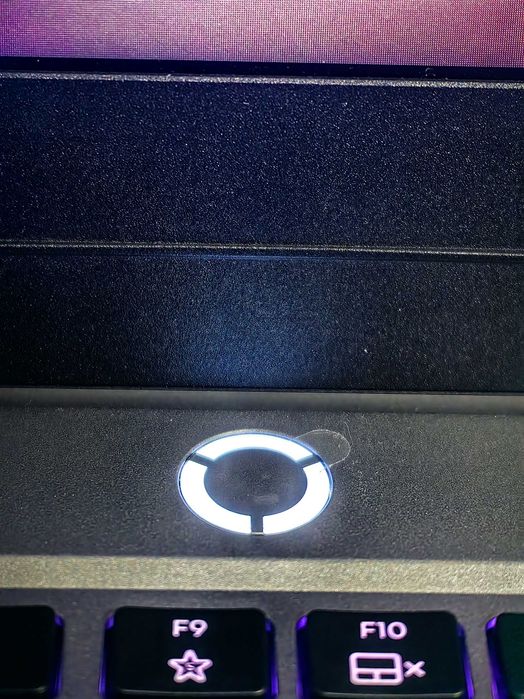 Laptop Gaming Lenovo loq 17IRX10 I7 14700HX RTX5060