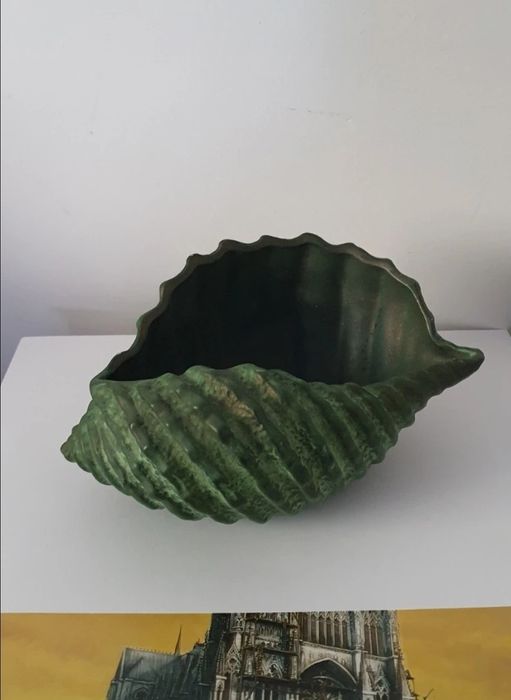 Conch shell ceramic planter marine lovers