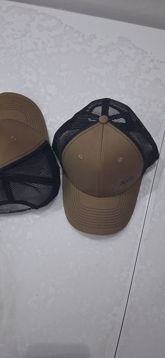 Шапка с козирка Nash