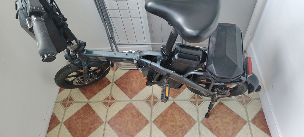 Bicicleta electrica pliabila cu acceleratie(full electric)