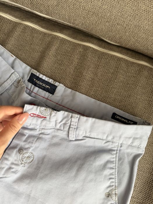 Мъжки къси панталони TEODOR