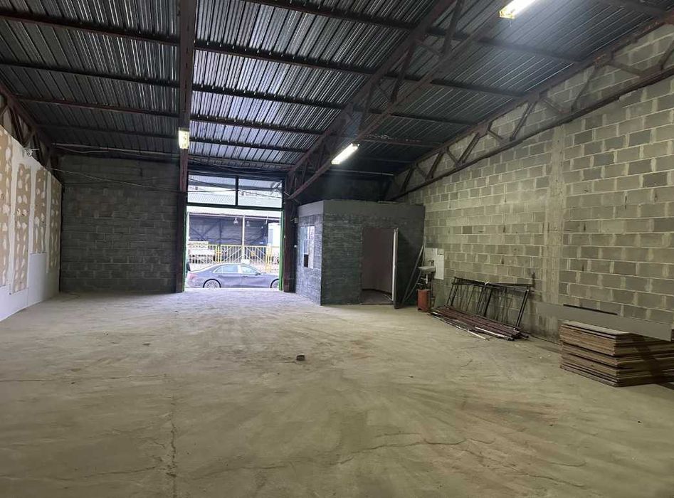 Склад за хранителни стоки 135 м2, ЗПЗ