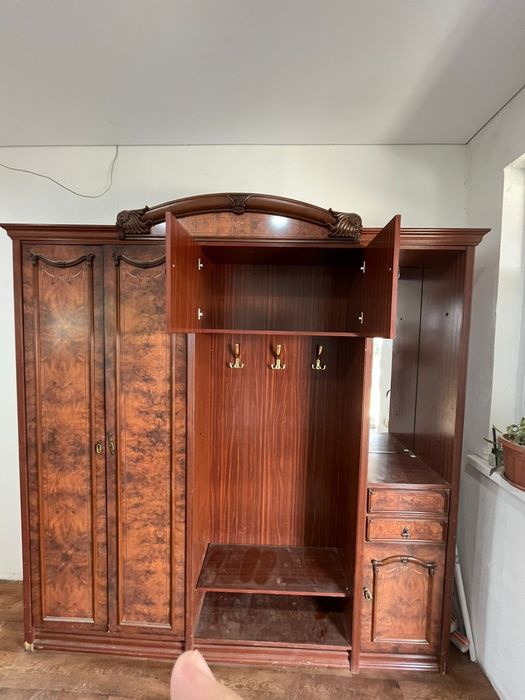 Шкаф для прихожи