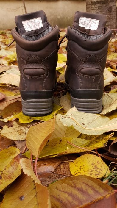 Bocanci trekking impermeabili piele nabook dama 38.5 gore-tex vibram