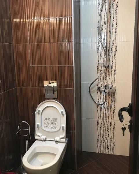 Дава се под наем Тристаен апартамент в София, Студентски град - 90 кв.м за 820 € - Снимка #7