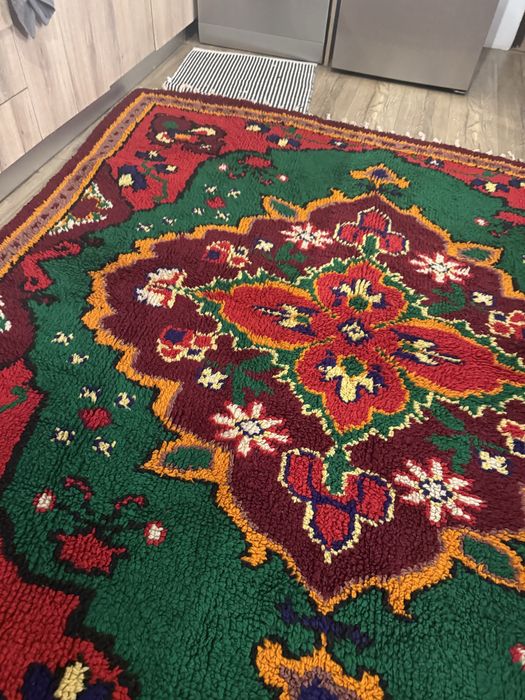 Ръчно тъкан родопски китеник