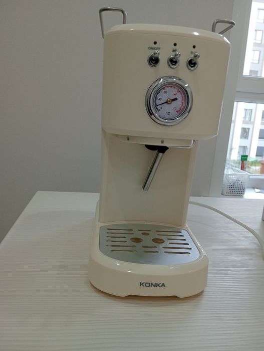 кофеварка KONKA KKFJ-1203Y(WE).