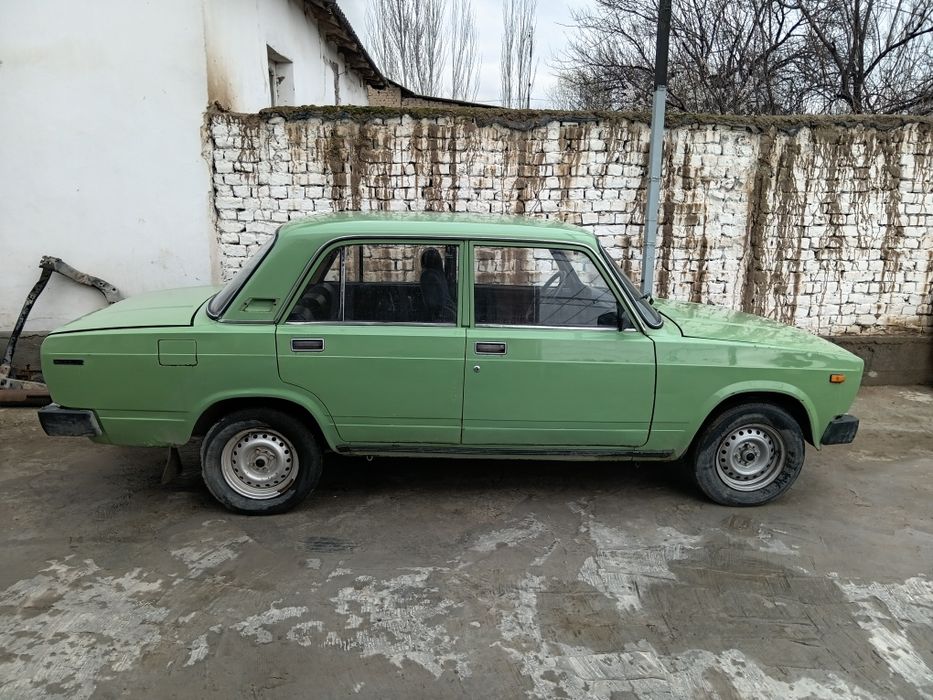 Sotiladi 05 Satenasi yahshi motori 011  hadavoy qilingan generalni  bo