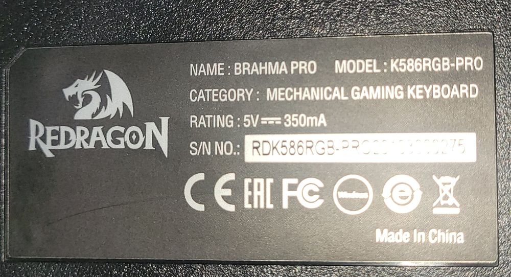 Vând tastatura redragon brahma pro ( k586rgb-pro)