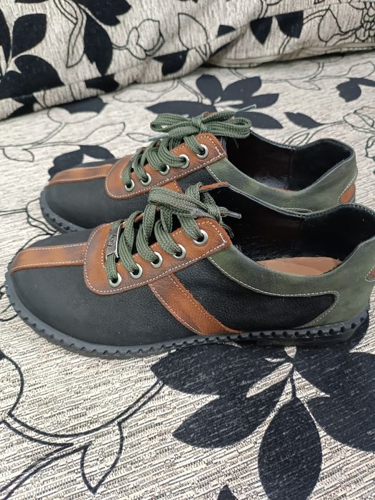 Дамски обувки от естествена кожа