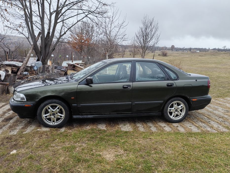 Волво с40, бензин / метан