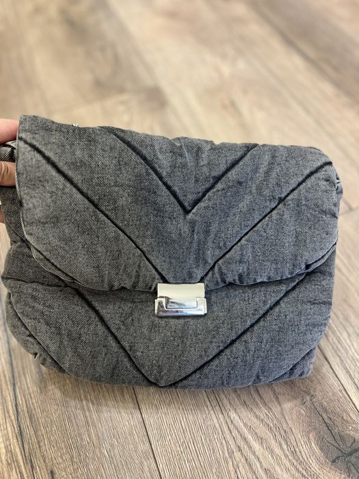 Сумка от бренда Zara