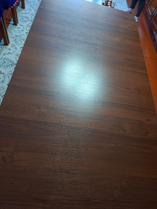 Продам хороший стол