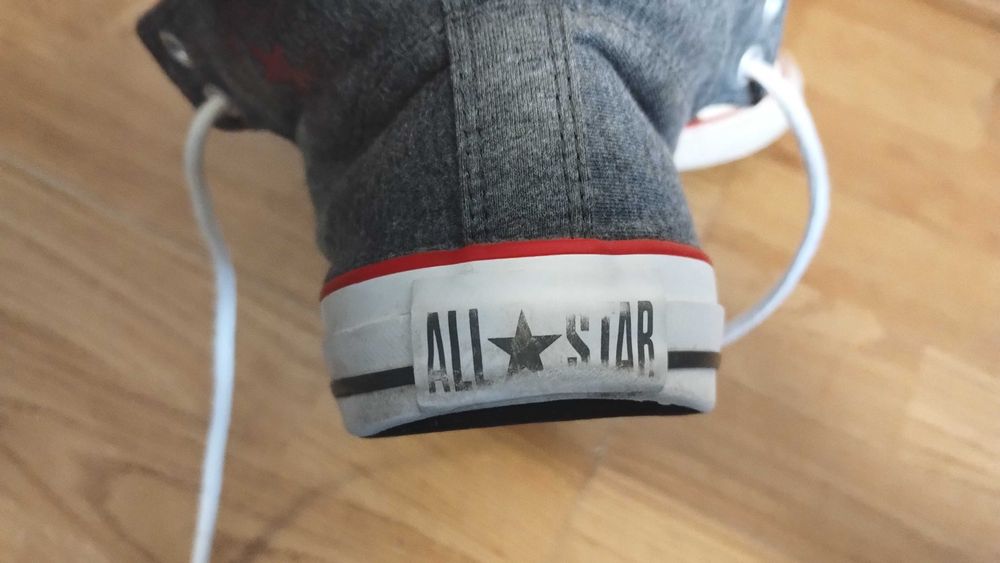 bascheti Converse all stars marimea 39 tenesi