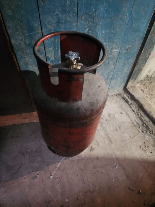 Газовый балон ..