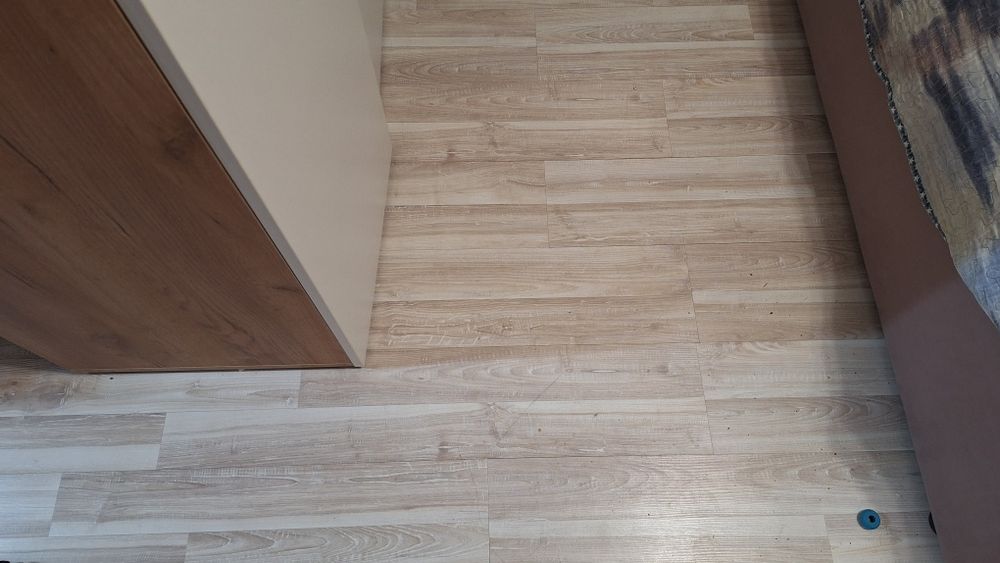 Продам ламинат бу