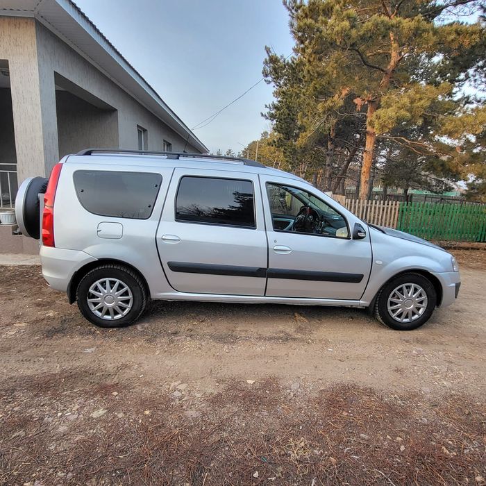 Lada Largus 2014 года