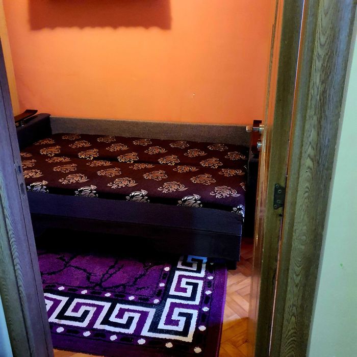 Inchiriez apartament