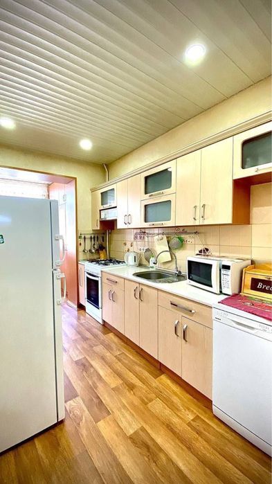 Продам квартиру 77 серия